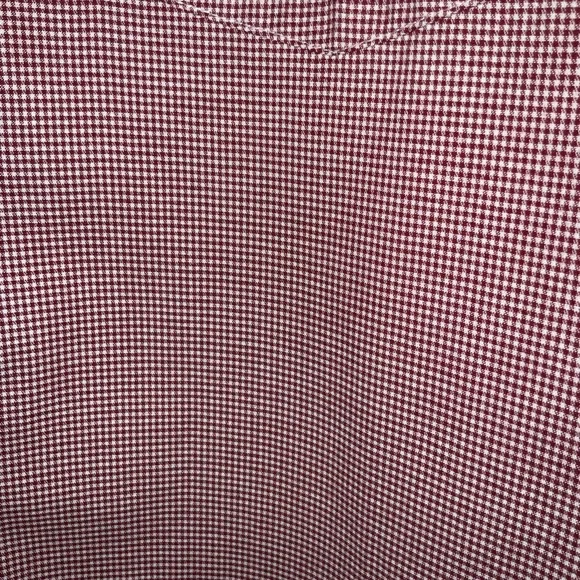 Men’s Izod Red & White micro-check print button-down shirt - Picture 2 of 4